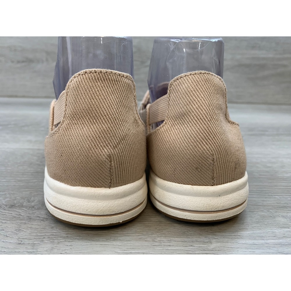 Clarks Cloudsteppers Women's 8.5 Tan Striped Slip On Sneakers Comfort Shoes - Picture 4 of 11